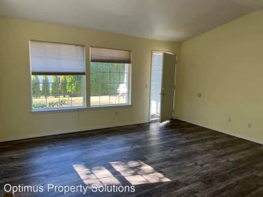 Main picture of 2203 Main St