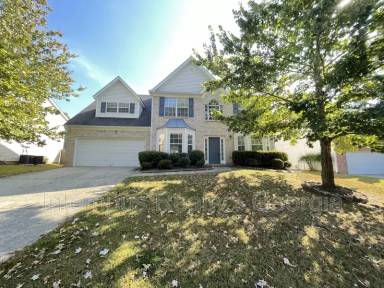 Main picture of 2054 Pierce Way