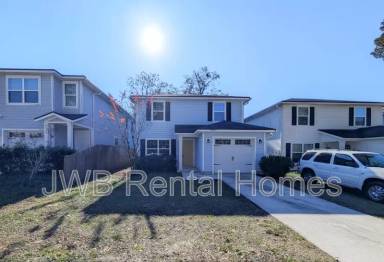 Main picture of 9104 Dandy Ave