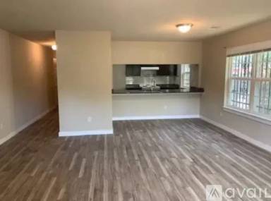 Main picture of 3226 Navaro St