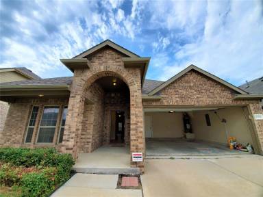 Main picture of 15924 Dorrington Dr