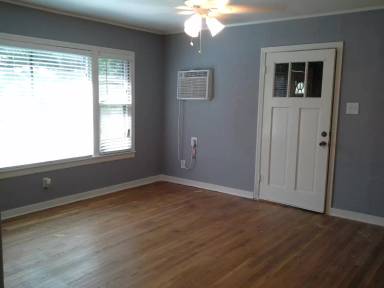 Main picture of 521 Willow Ave