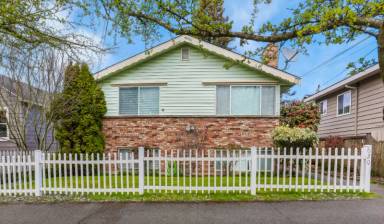 Main picture of 618 NW 49th St