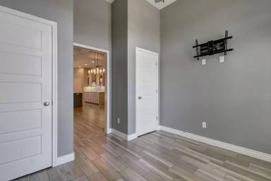 Main picture of 8206 Denali Dr
