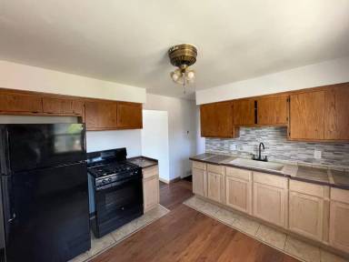 Main picture of 4820 N 91st St