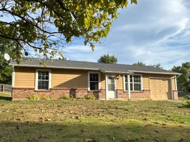 Main picture of 33 Sequoia Ridge Dr
