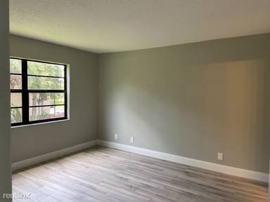 Main picture of 4700 Lucerne Lakes Blvd W