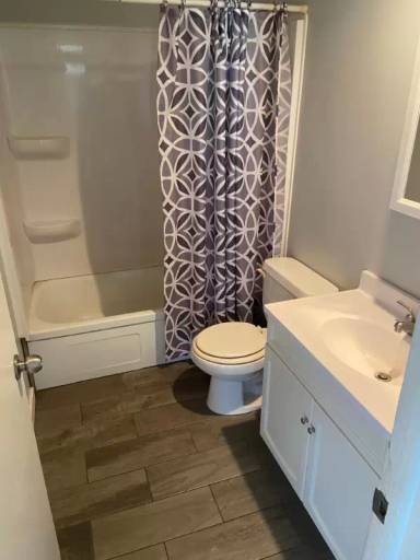 Main picture of 7516 Catalpa Ave