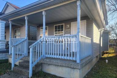 Main picture of 2654 Bank St