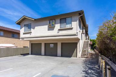 Main picture of 3629 S Barcelona St