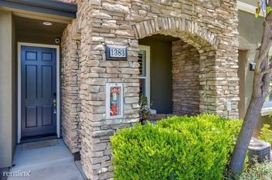Main picture of 1387 Cattail Ct
