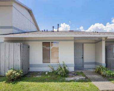 Main picture of 963 Butterfly Blvd