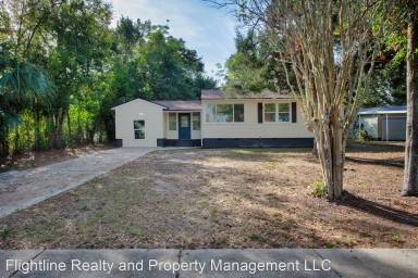 Main picture of 723 Lakewood Rd