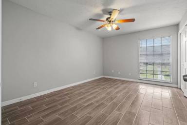 Main picture of 345 Wymore Rd