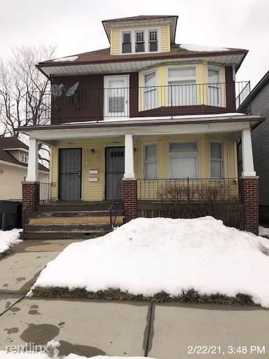 Main picture of 5378 Maxwell St