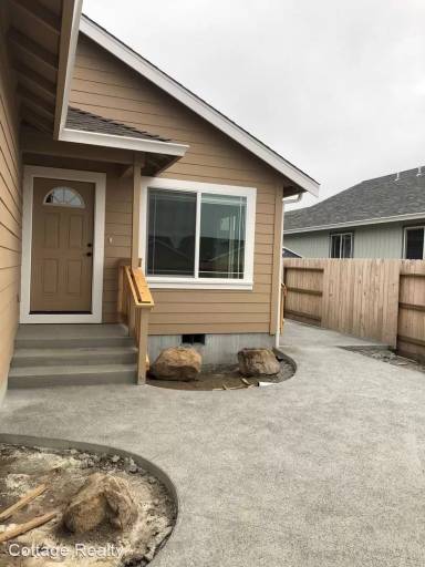 Main picture of 1911 Sagewood Way