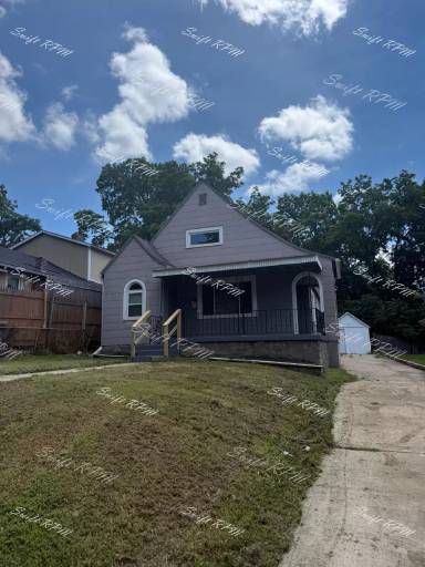 Main picture of 3811 Monroe Ave