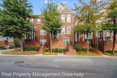 Main picture of 2317 Limehurst Dr NE