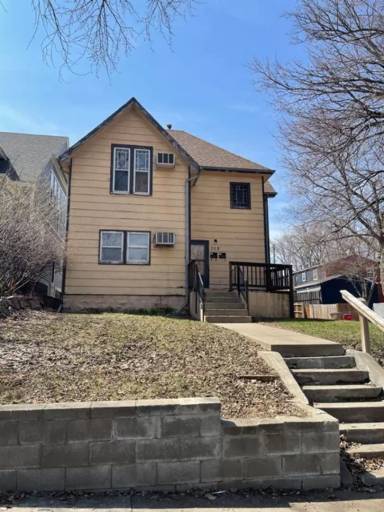 Main picture of 713 S Duluth Ave