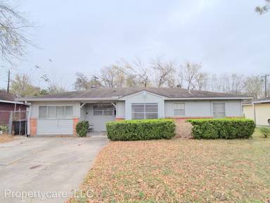 Main picture of 4307 Holloway Dr
