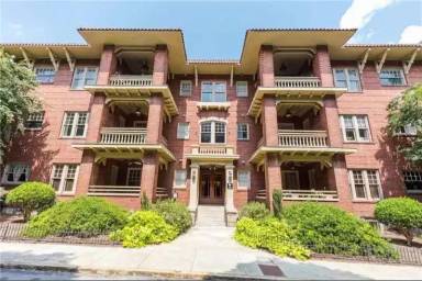 Main picture of 266 11th St NE