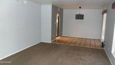 Main picture of 6935 E Hearn Rd