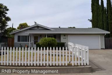 Main picture of 5525 Forestwood Dr