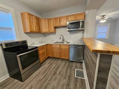Main picture of 1205 N 8th St