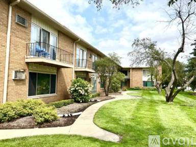 Main picture of 2859 E Maple Rd