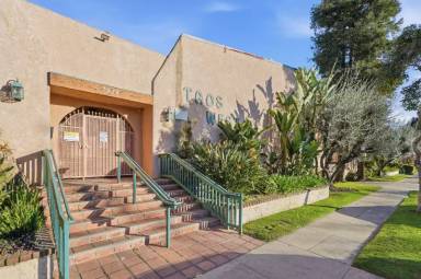 Main picture of 7924 Woodman Ave