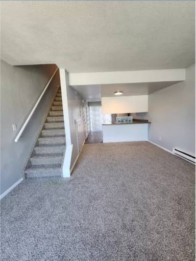 Main picture of 39 Castle Royal Dr