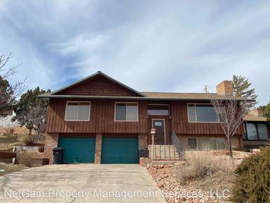 Main picture of 338 S Casa Loma Ln