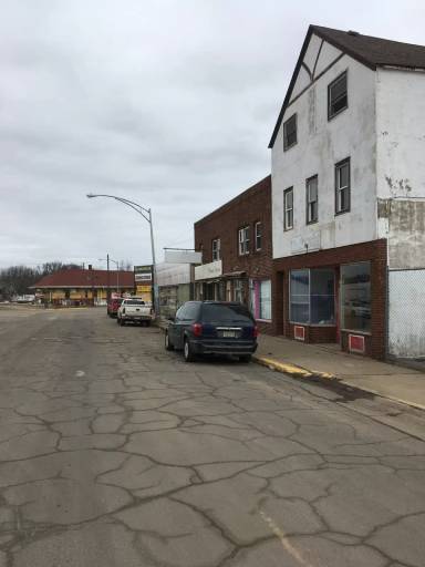 Main picture of 1920 4th Ave E