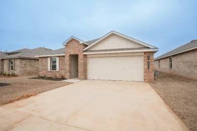 Main picture of 2900 Firefly Dr