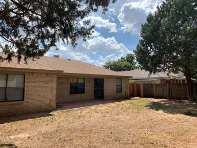 Main picture of 3606 103rd St