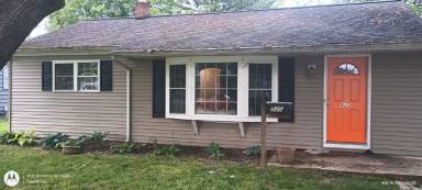Main picture of 525 Capri Rd