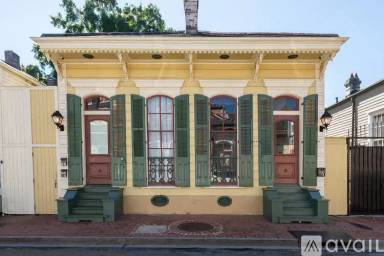 Main picture of 918 Saint Peter St