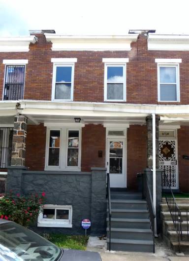 Main picture of 2819 E Chase St