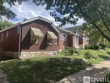 Main picture of 4728 S Compton Ave