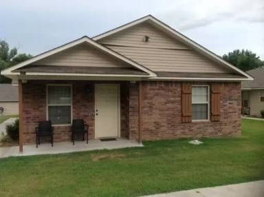 Main picture of 3306 N 54th St