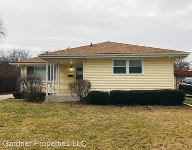 Main picture of 5271 N 106th St