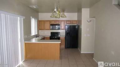 Main picture of 4125 W Irwin Ave