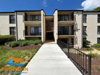Main picture of 2570 Riva Rd