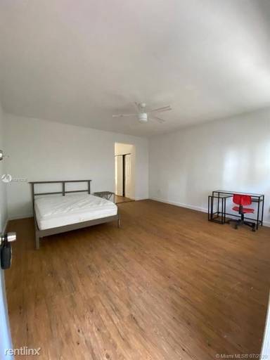 Main picture of 1325 Meridian Ave
