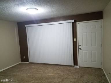 Main picture of 2107 W Pinecrest Dr