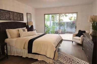 Main picture of 32 Wintersweet Way