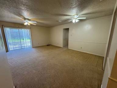 Main picture of 1104 Cummings Ave