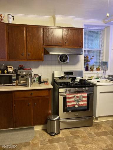 Main picture of 912 33rd Rd