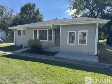 Main picture of 304 Bradford St