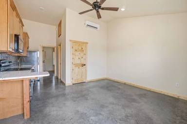 Main picture of 5415 County Road 456